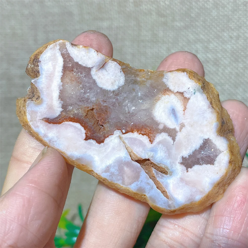 

Розовый аметист, кристалл для дома