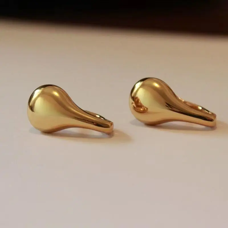 

Fashion Gold Plated 18K Retro Simple Water Drop Rarrings Trend Pocket Glossy Earrings Women's Banquet Accessories
