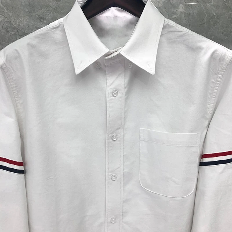 TB THOM Men Shirt Spring Autumn Fashion Brand Men's Tops RWB Ribbon Armband Vertical Stripe Designer Cotton Oxford Casual Shirt