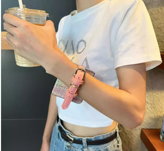 Корейский модный чехол-подставка с ремешком на запястье для Samsung Galaxy Z Flip6 чехол