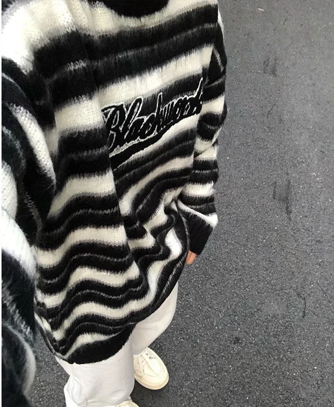 

Retro Striped Sweaters Men High Street Haima Unisex Letter Embroidered Round Neck Loose Pullovers Sweater Streetwear Knit Jumper