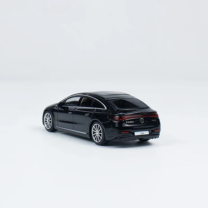 Модель автомобиля MINI GT 1:64 EQS 580 4matic коллекция литых автомобилей из сплава черного