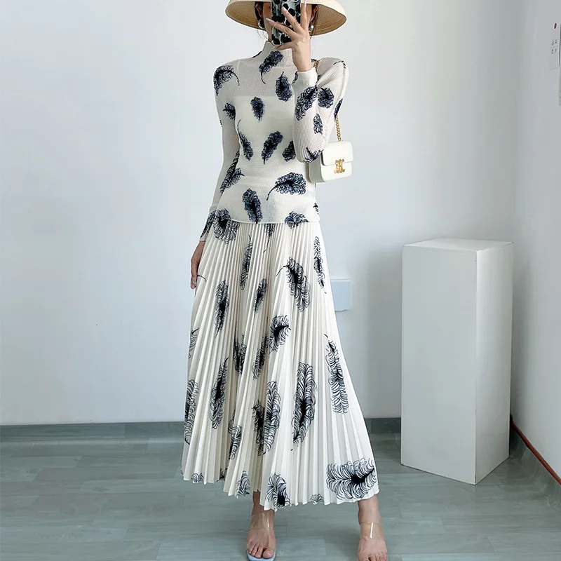 

Женский плиссированный костюм миаке, модная брендовая одежда высокого качества с принтом на весну и осень, универсальный облегающий топ и длинная юбка, 2 предмета, 2023