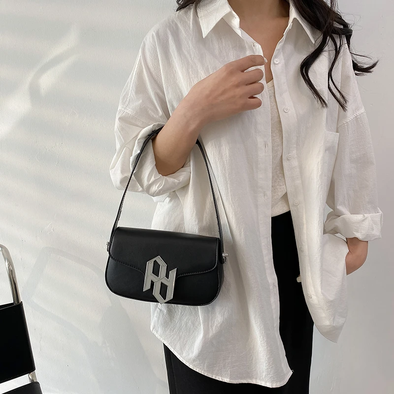 High Quality Metal Letter Women Purse And Handbags 2023 New Famous Designer Brand Chain Shoulder Messenger Bags Small Square Bag