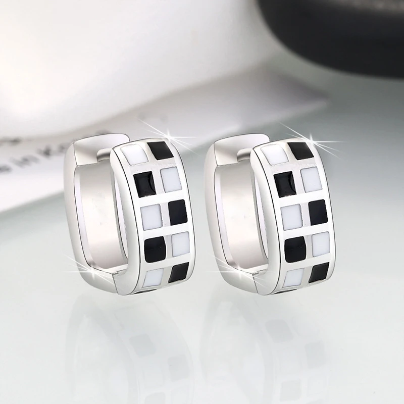 

Goth U-shaped Checkerboard Hoop Earrings for Women Teens Hip Hop Punk Silver Color Earrings 2022 Trend Piercing Jewelry Gifts