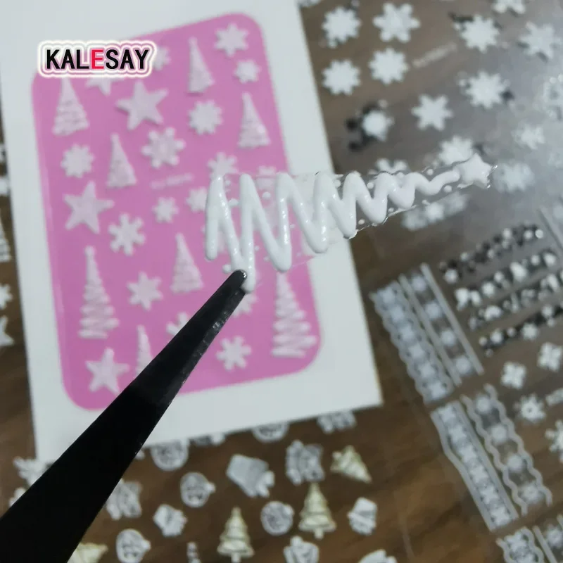 

1 шт. новые рождественские товары для дизайна ногтей рельефные трехмерные наклейки с изображением снеговика снежинки 5D для дизайна ногтей Мультяшные наклейки с Санта-Клаусом