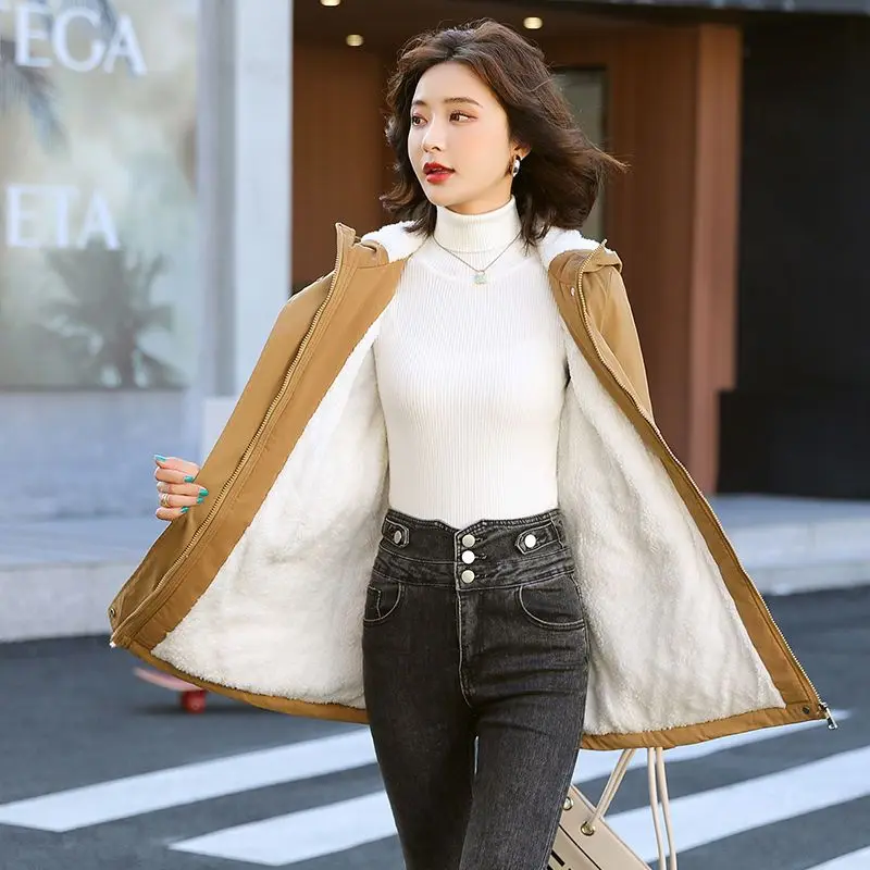 Winter Women's Jackets New Korean Hooded Windbreaker Female Fleece Warm Thick Cotton Padded Coat Women Parkas Outerwear A14
