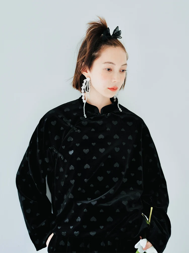 Imakokoni original design long sleeve pullover velvet coat stand collar love print black Chinese style niche top for women