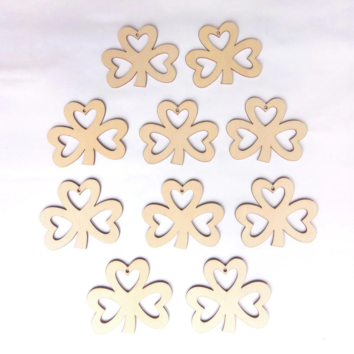 

10pcs St Patrick's Day Shamrock St. Patrick's Day Blank Ornaments DIY Hanging Sign Shamrock Cutout