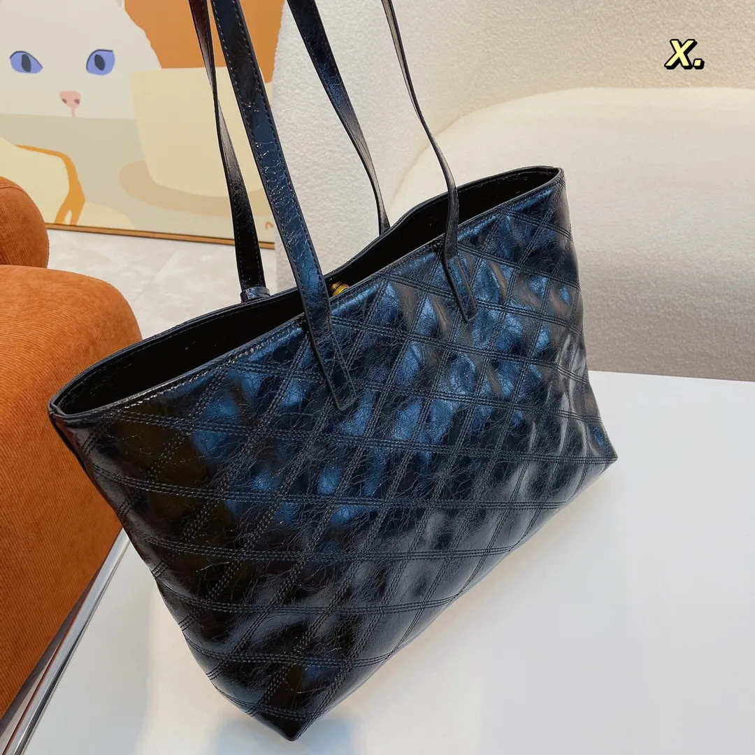 High quality new shopping single bag oil wax cow leather tote bag Lingge large capacity bag tote single shoulder women's bag