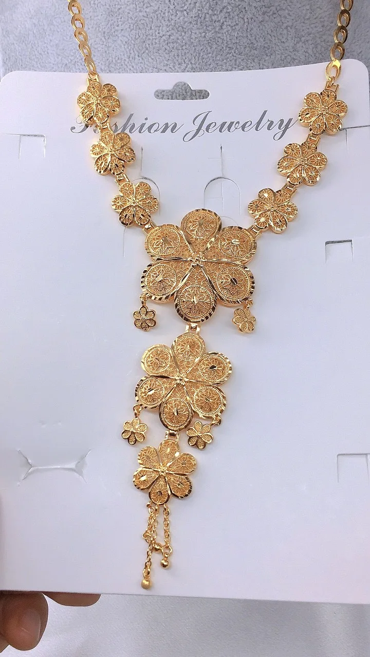 Комплект из колье и серёг серебра 24 к |