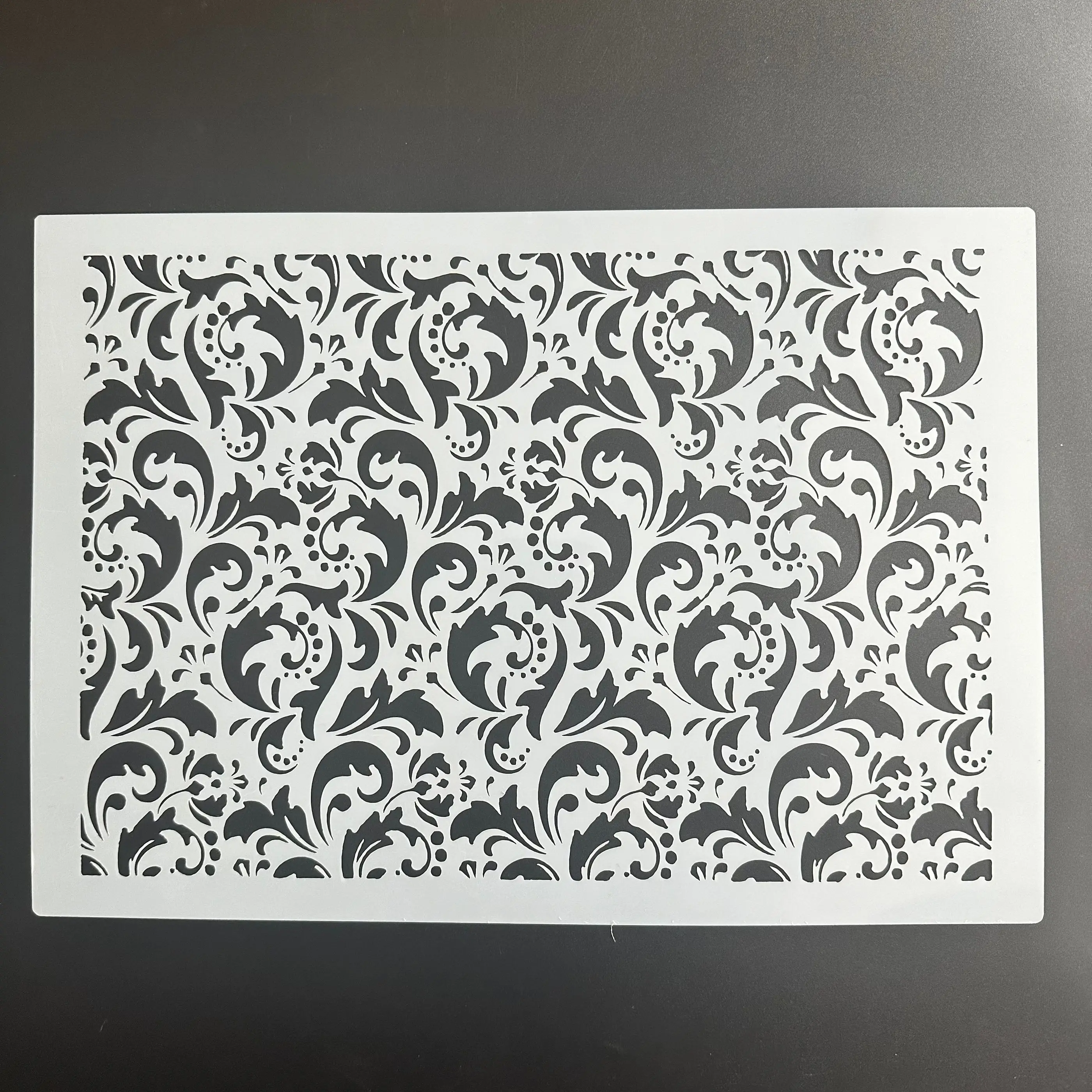 

Пластиковые трафареты мандала 29*21 см