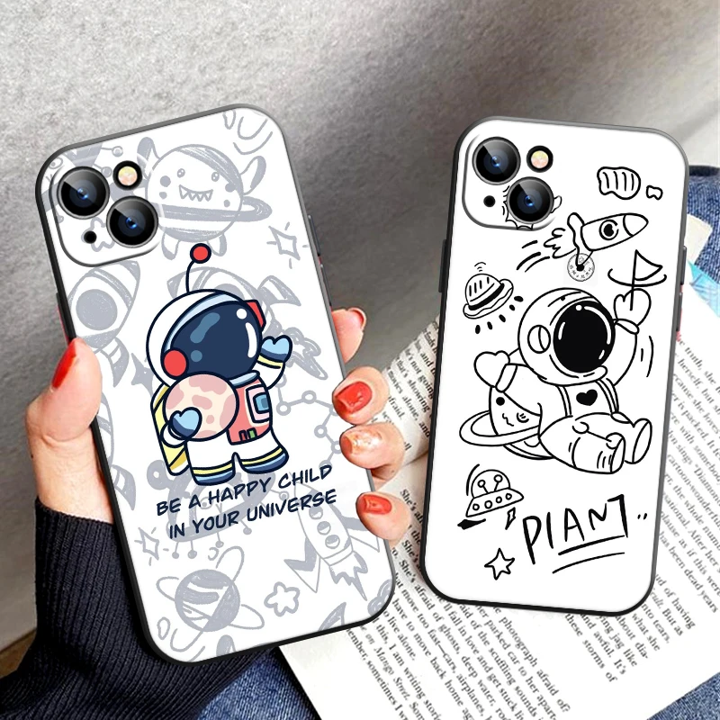 

Cute Astronaut Phone Case For Apple iPhone 13 12 11 Pro 12 13 Mini X XR XS Max SE 6 6s 7 8 Plus Silicone Cover Back Carcasa