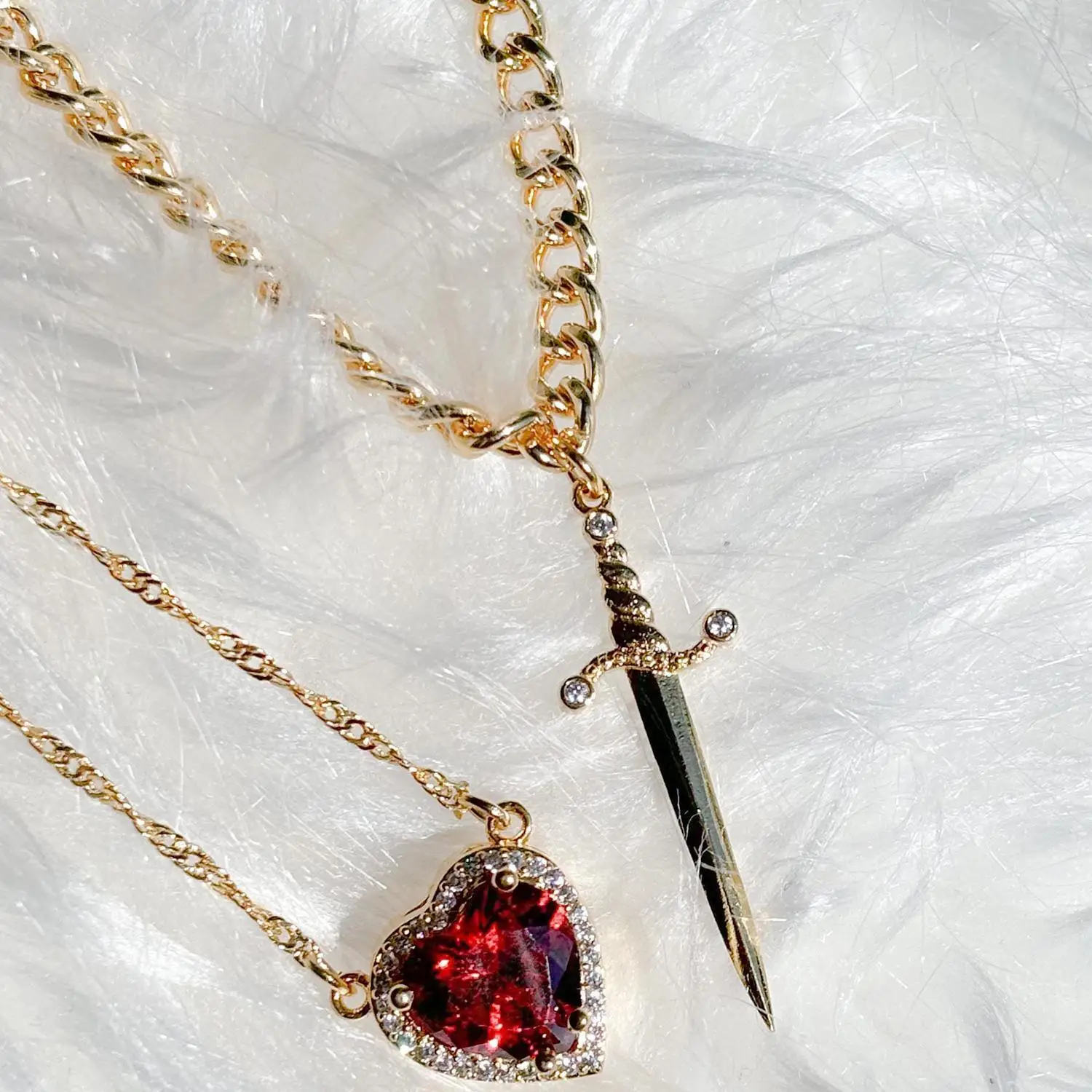 2025 комплект ожерелья с подвеской в форме сердца для пары украшение любви модное