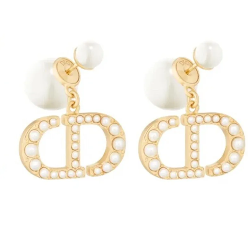 

2022 Newest Vintage Fashion Glamour Women's Earrings with Free Gift Box
