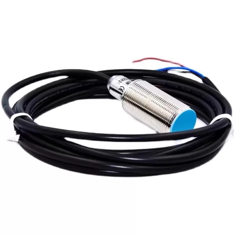 Фото Индуктивный датчик GT30GS-10BPA-C3 ультракороткий, широкотемпературный, с дистанцией срабатывания 10 мм, для скрытого монтажа, выход PNP NO, IP67 №5