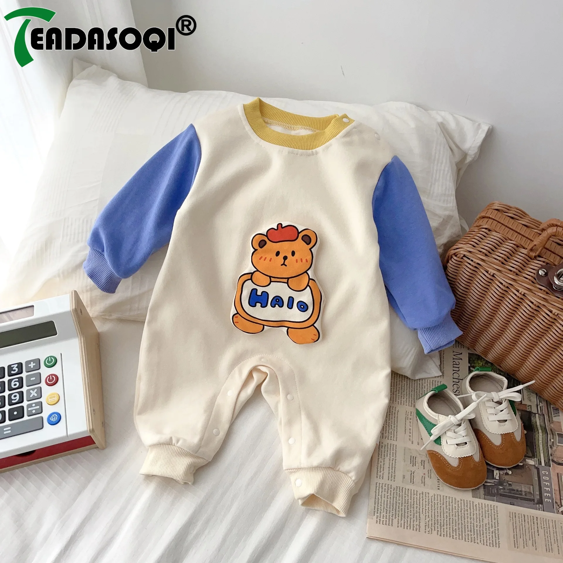 

Color Blocking Cartoon Bear One-piece Jumpsuits for Infant Kids Full Sleeve, Perfect for Newborns Toddlers 0-24M New Arrival