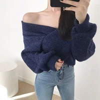 Свитер с открытыми плечами #3