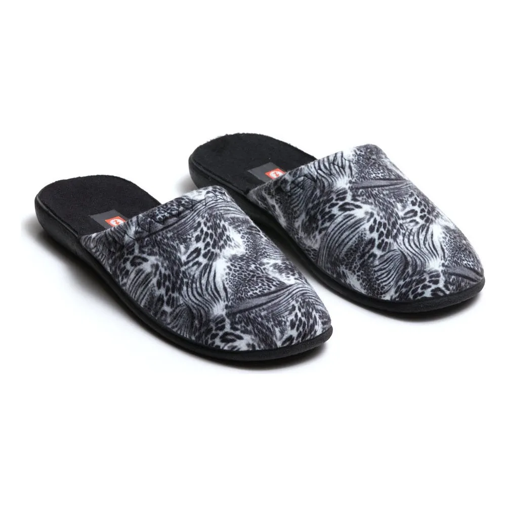 

Женские зимние тапочки Dorlie