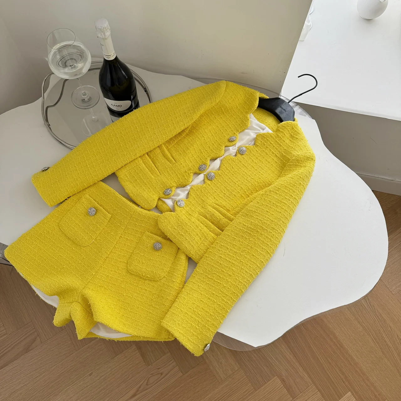 Женский твидовый кардиган с волнистыми краями подиумный двубортный короткий