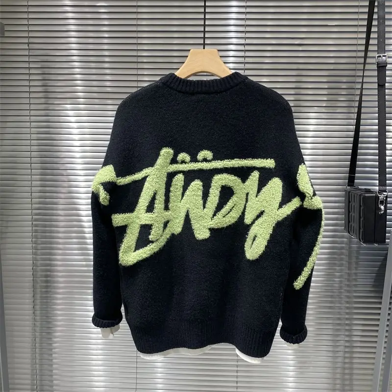 Мужской пуловер с круглым вырезом цвет в ассортименте