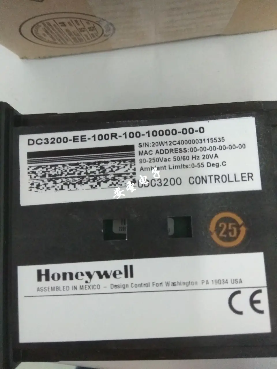 Октябрь Honeywell DC3200-EB-0A0R-160-00000-00-0