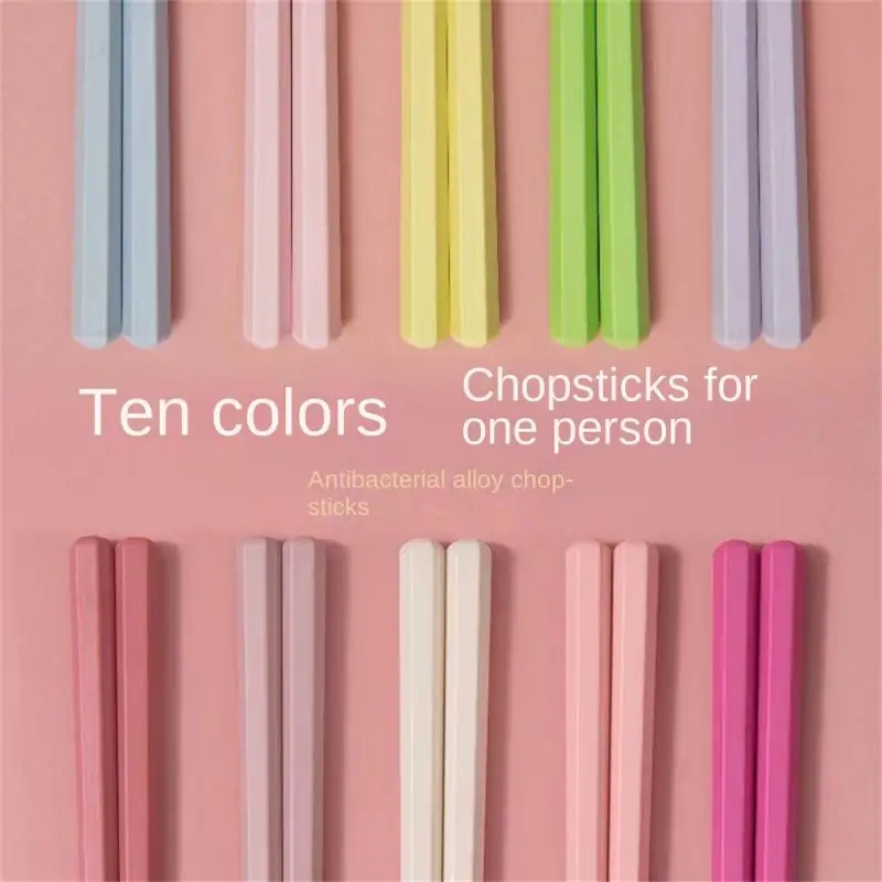 

Easy To Wash Hexagonal Chopsticks Food Grade Heat-resistant Household Long Chopsticks 5 Pairs Non-slip Chopsticks Kitchen Tools