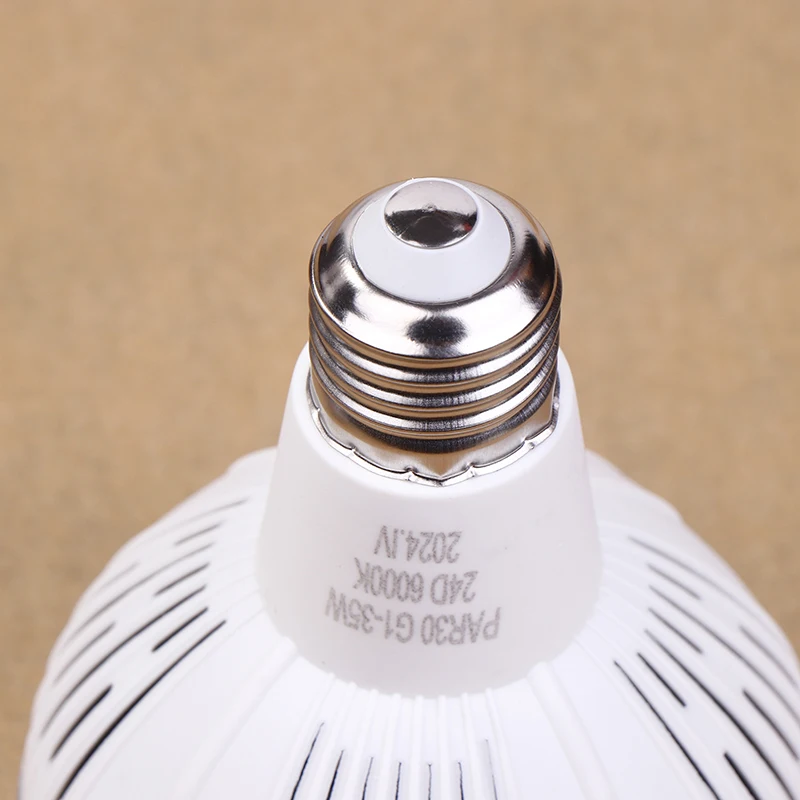 PAR30 LED E27 LAMP 220v Светодиодная лампа PAR Трековый светильник 35W 3000K 6000K Выставочный зал