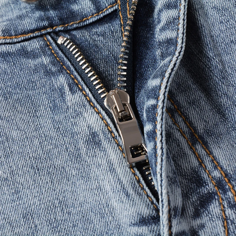 Newly Fashion Designer Men Jeans Retro Light Blue Stretch Slim Fit Patch Ripped Jeans Men Streetwear Hip Hop Brand Pants Hombre