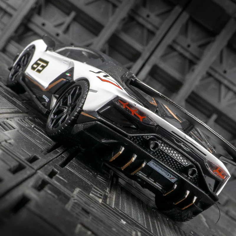 Фото Модель раллийного автомобиля Lamborghini Aventador SVJ63 из сплава, масштаб 1:32, с открывающимися дверями, звуковыми и световыми эффектами, автомобильные украшения. №2
