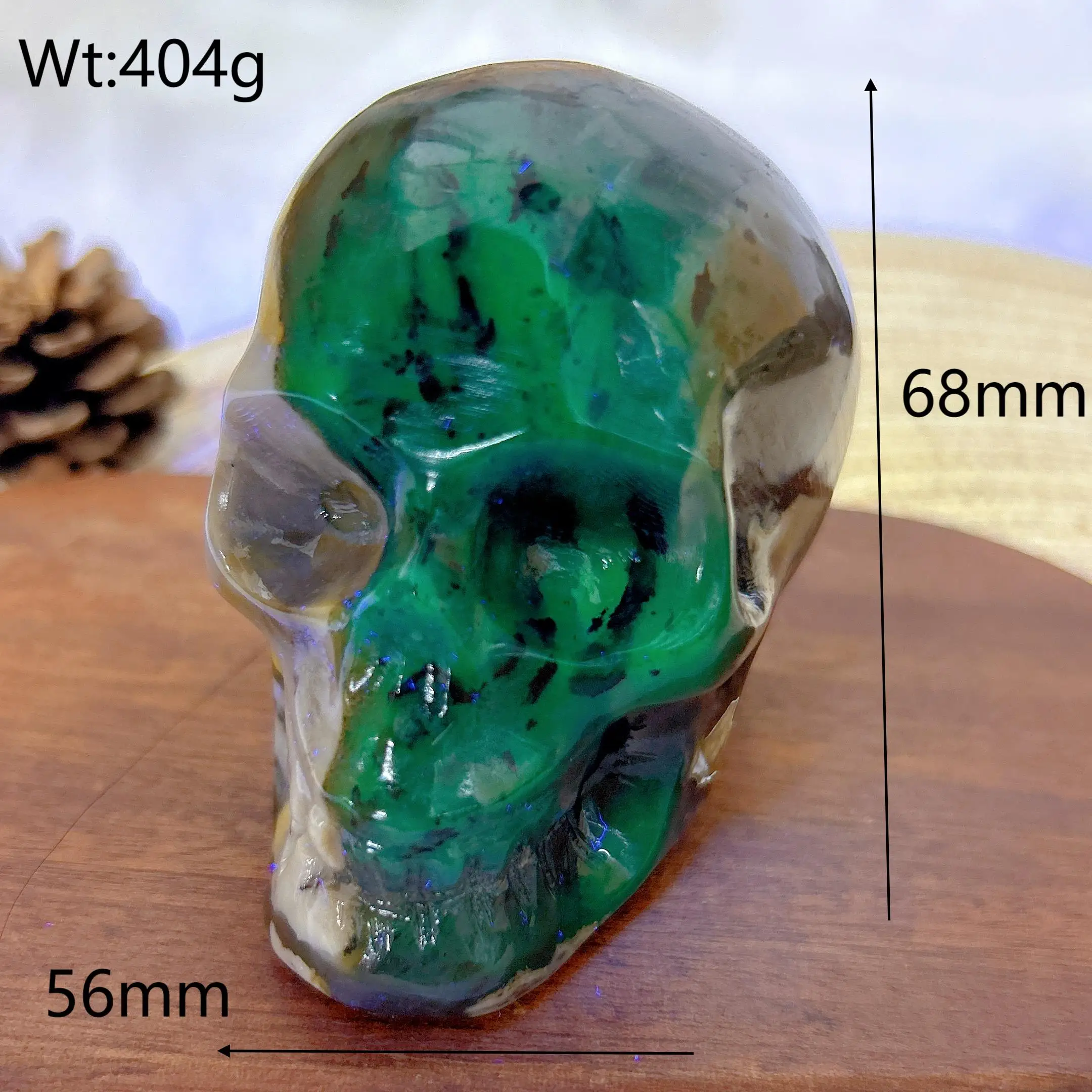 

Зеленый вулканический агат череп