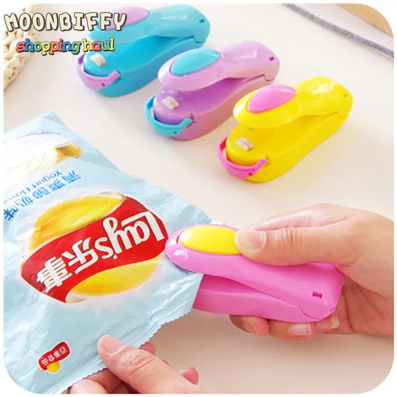 

Mini Portable Food Clip Heat Sealing Machine Snack Bag Sealer Home Kitchen Accessories Gadget Household Travel Tools