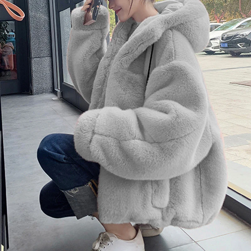 Faux Fur Jacket Short Women Thick Winter h Coat Hooded Casual Loose Warm Ladies Outerwear Luxury Blended Fur Jackets Parkas
