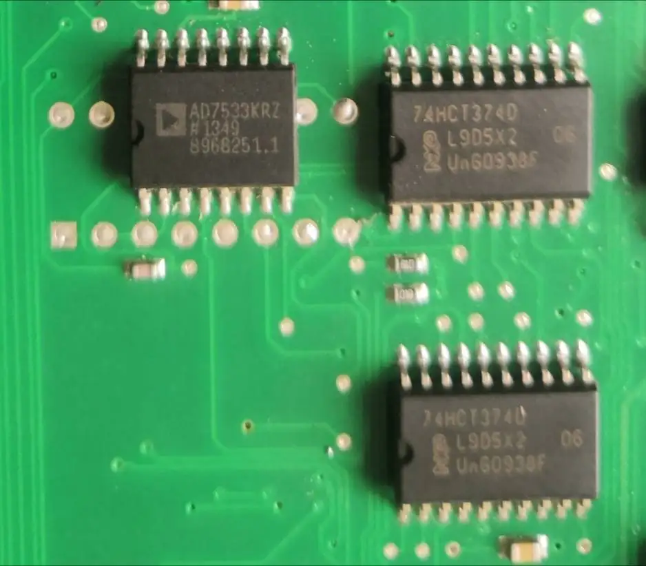 

Новинка 74hct374d 3 шт. AD7533KRZ 1 шт.