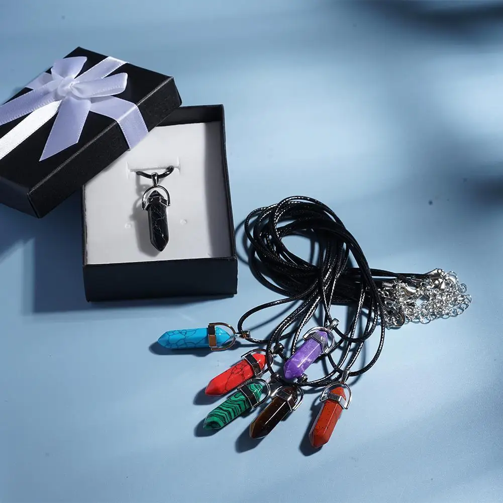 Ожерелье из натурального камня с кулоном в виде гексагональной колонны | Дом и