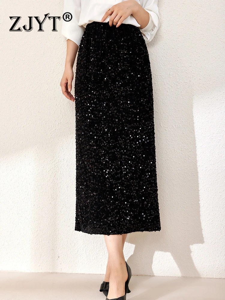 

Юбка бархатная средней длины с блестками и высокой талией