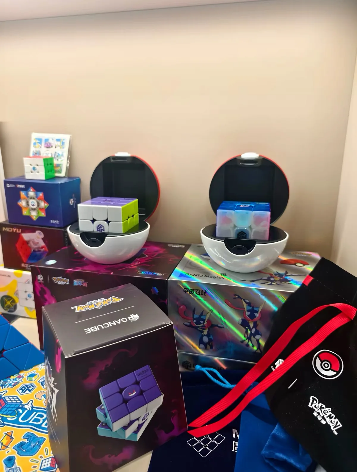 Фото Магнитный скоростной куб Gancube 3x3 Ganv100 Maglev Pokemon Gengar, профессиональная головоломка для соревнований, волшебная игрушка-головоломка, подарок для взрослых №3