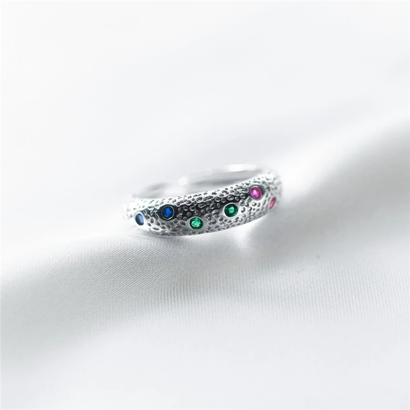 

Кольцо из серебра с цирконом Sole Memory RI1113