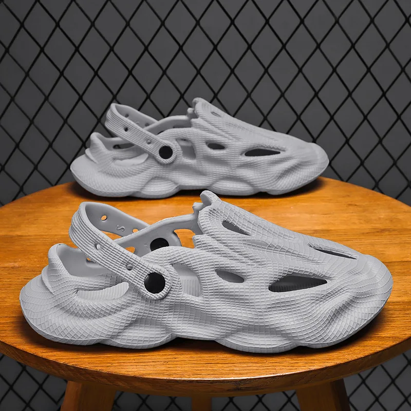 Shevalues Vintage Fashion Women Men Slippers Summer Outdoor Clogs Female Sandals Hole Shoes Male Beach Slides Home Bathroom Shoe