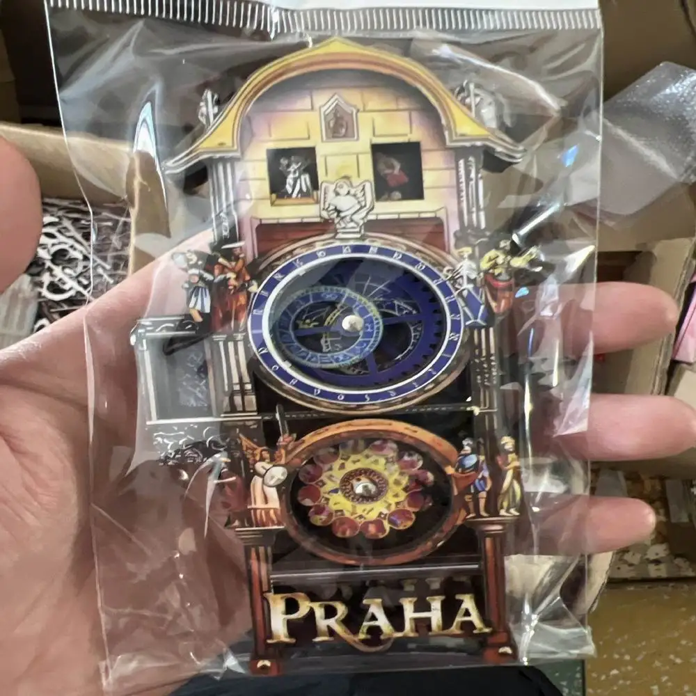 Магниты для холодильника Прага деревянные