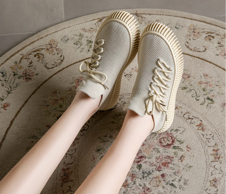 Women's sports shoes 2023 spring new women's lace-up breathable casual sports shoes mesh large running walking sports flat shoes