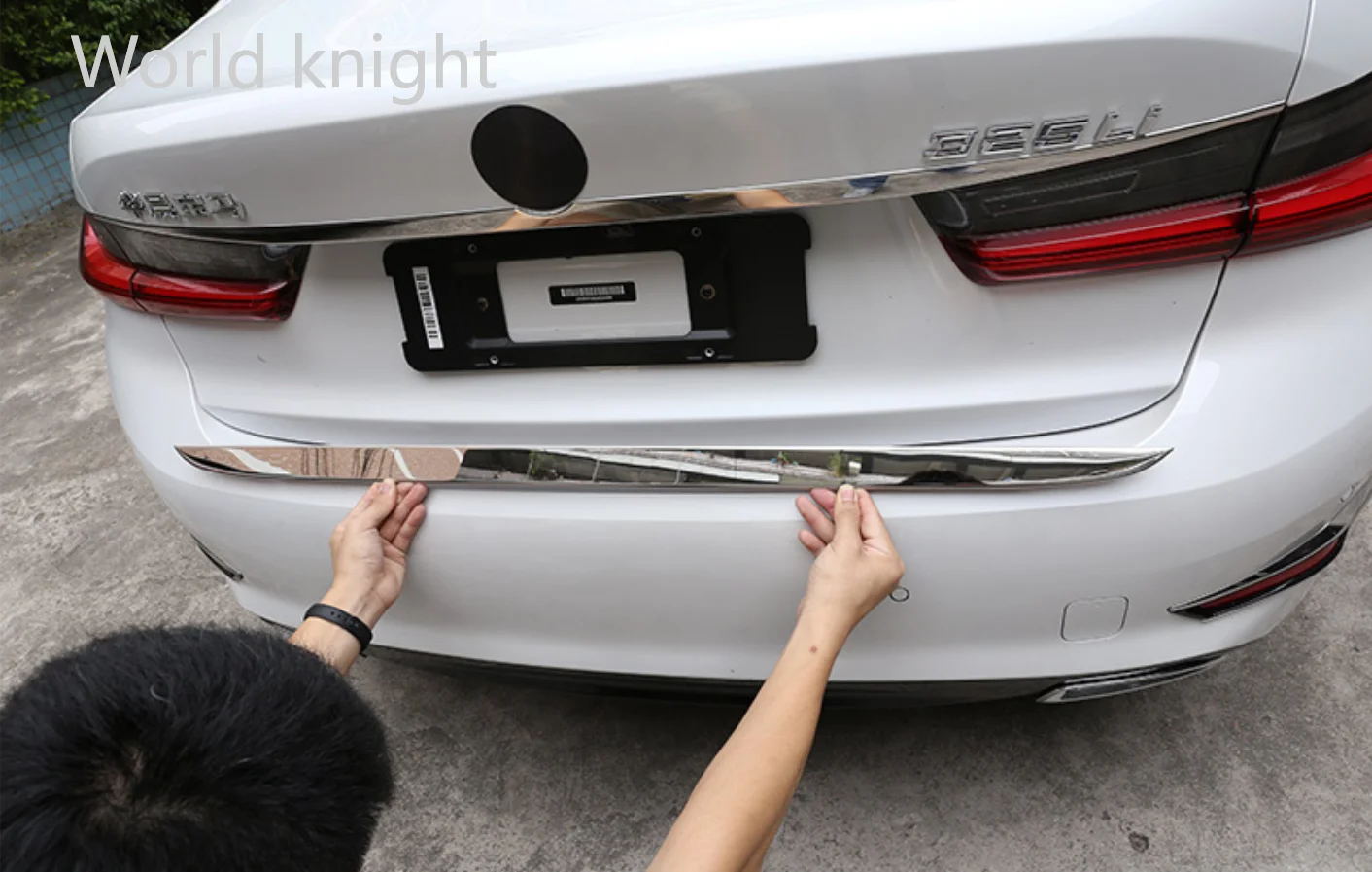 

304 Stainless Steel Rear Door Tail lip Decoration Strips Trim 1pc For BMW 3 Series f30 2013-2017
