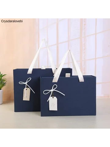 Картонная подарочная коробка Crysdaralovebi