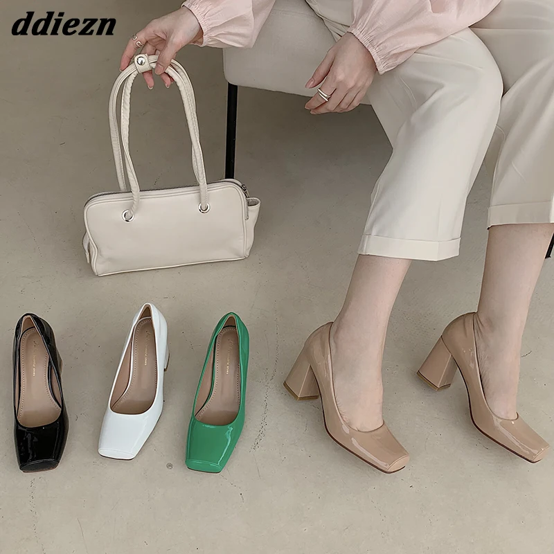 

Женские босоножки на квадратном каблуке, дизайнерские туфли-лодочки без застежки, роскошная обувь на массивном каблуке, новинка 2023