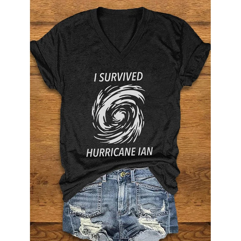 

Rheaclot Hurricane Ian 2022 Printing V-Neck Women's Retro Vintage Cotton T-shirt