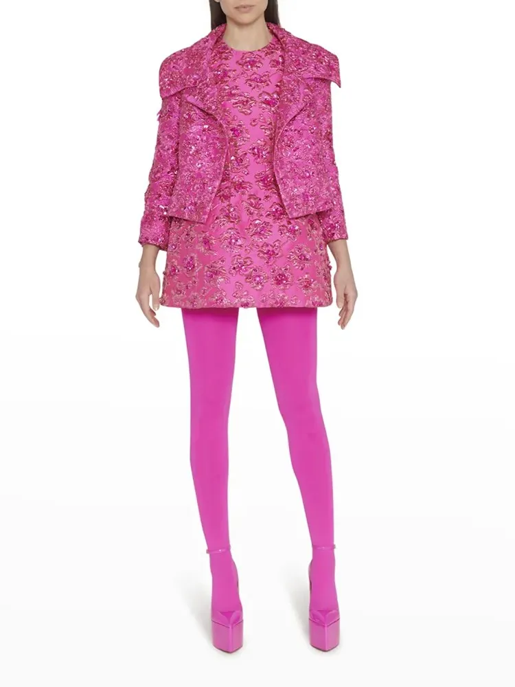 Рисунок 2 - Модный женский блейзер с отложным