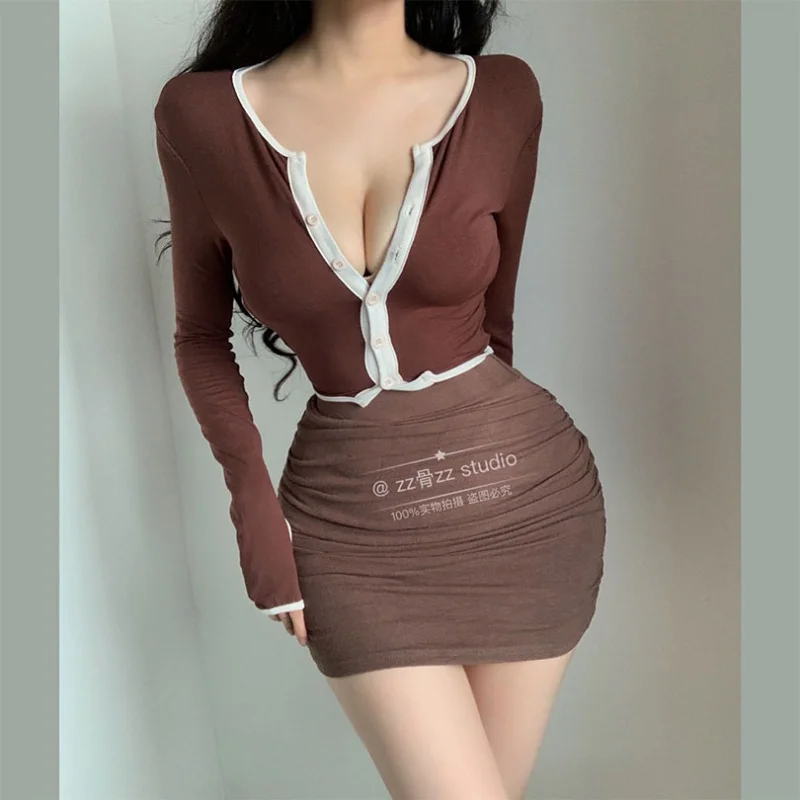 

Fall New Sexy Fashionable Chest-Flattering Color Matching Elegant Slightly Mature CommonStyle Slim-Fit Long SleeveT-shirt-Style