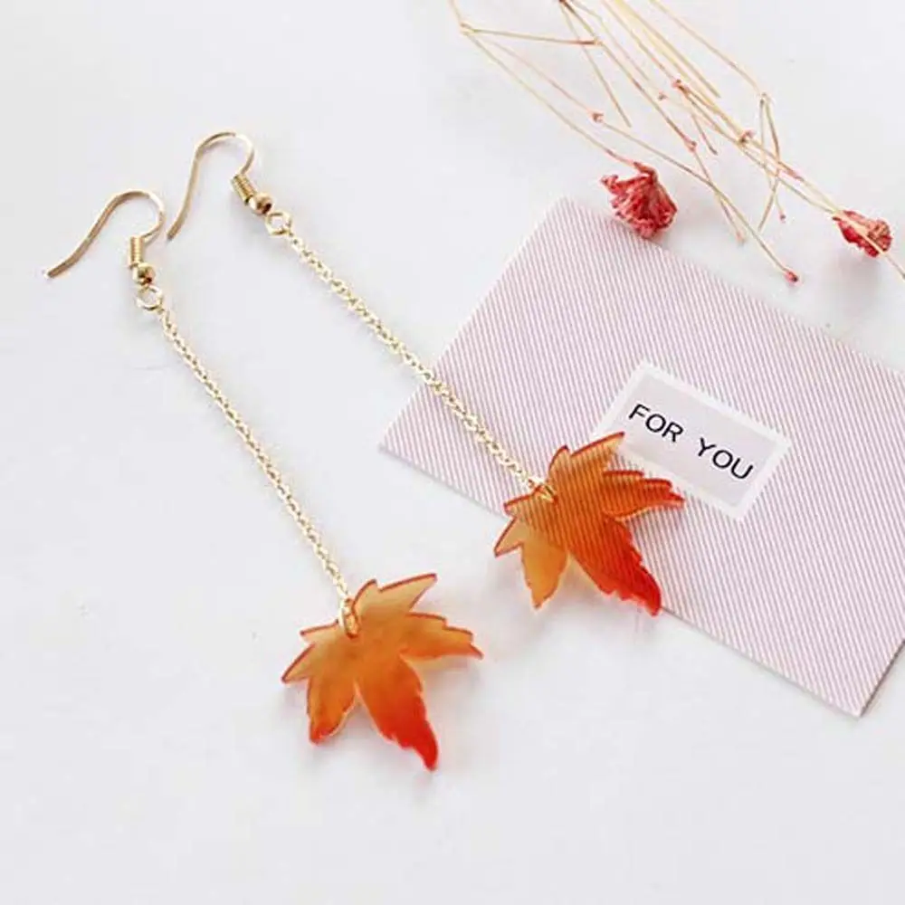 

Simple Luxury Minimalist Maple Leaves Gift For Women Pearl Boho Accessories Drop Earrings Jewelry Dangle Earrings