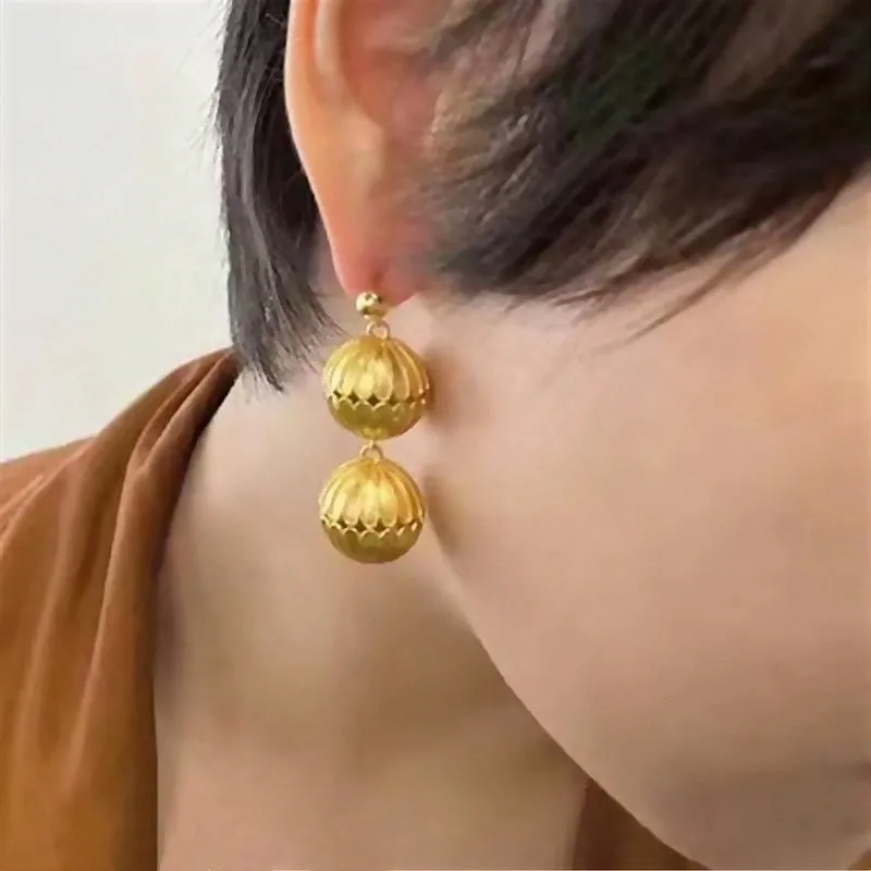 

Statement Metallic Ball Earrings Gold/Silver Color Personality New Drop Dangle Earrings For Women
