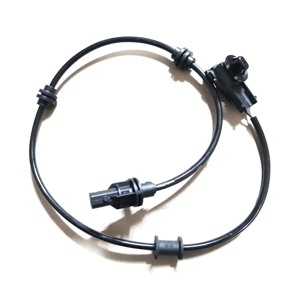 

Датчик скорости заднего колеса для Ssangyong KORANDO C + AWD 2011-2018 4894034100